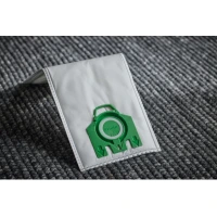 4 saci de aspirator