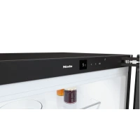 Frigider KS 4783 DD ușă BlackSteel